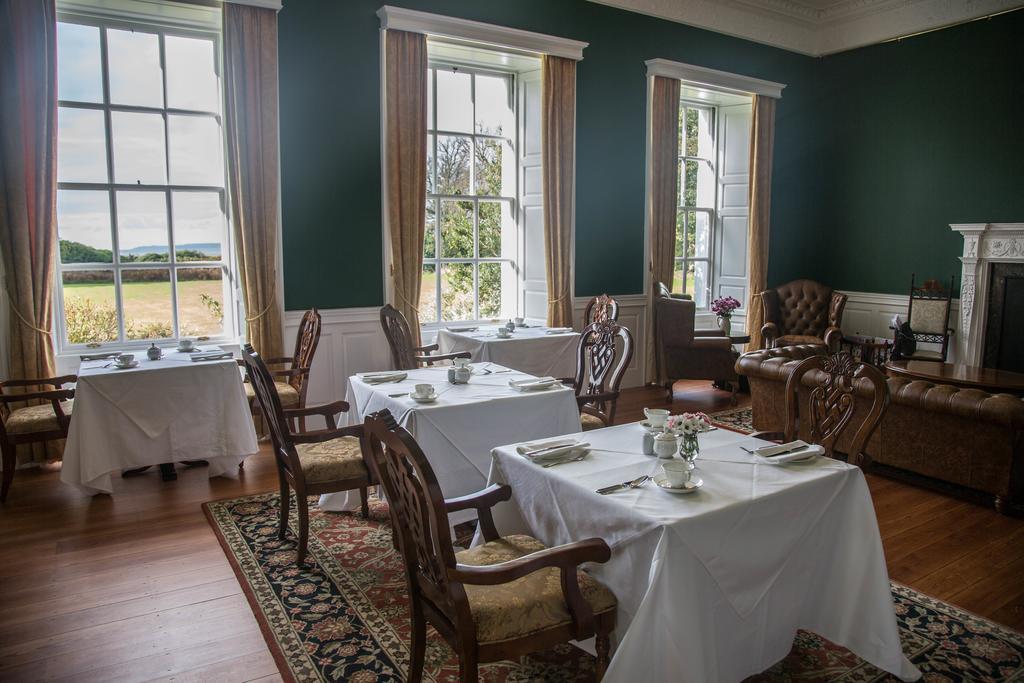 Islay House Hotel Bridgend  Buitenkant foto